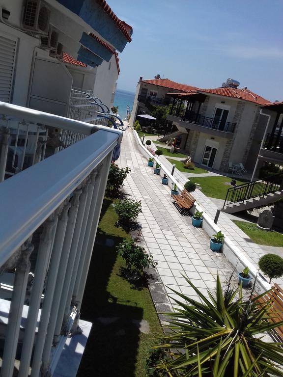 Christina Apartments Fourka Exterior foto